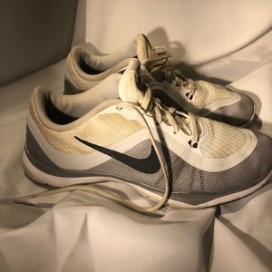 nike running shoes